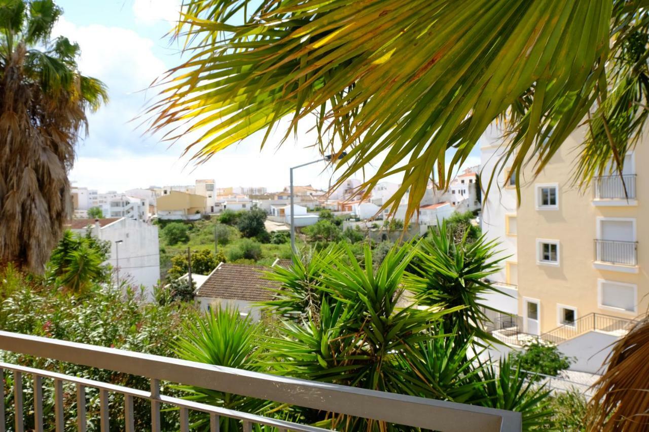Hostel Algarve Surf - *